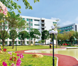 广东花城工商高级技工学校校园环境